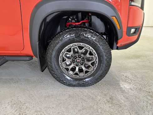 New 2026 Nissan Frontier PRO-4X w/ Pro-4x Convenience Package image 14