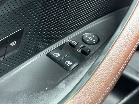 Used 2021 BMW 430i Coupe w/ Premium Package RWD image 23