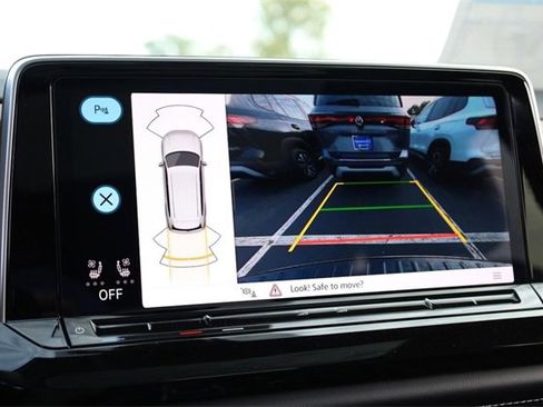 New 2026 Volkswagen Atlas SE image 16