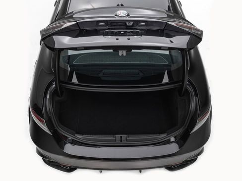 Used 2024 Alfa Romeo Giulia Quadrifoglio w/ Active Assist Plus Package image 23