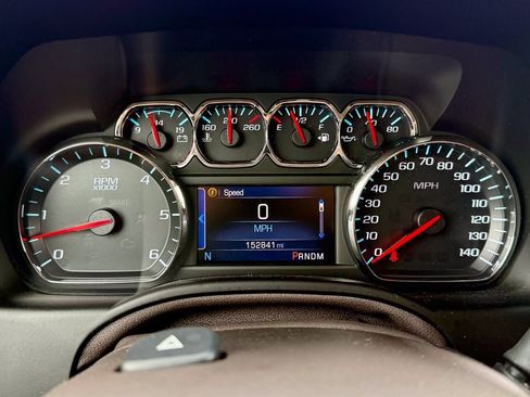 Used 2015 Chevrolet Tahoe LTZ AWD/4WD image 28