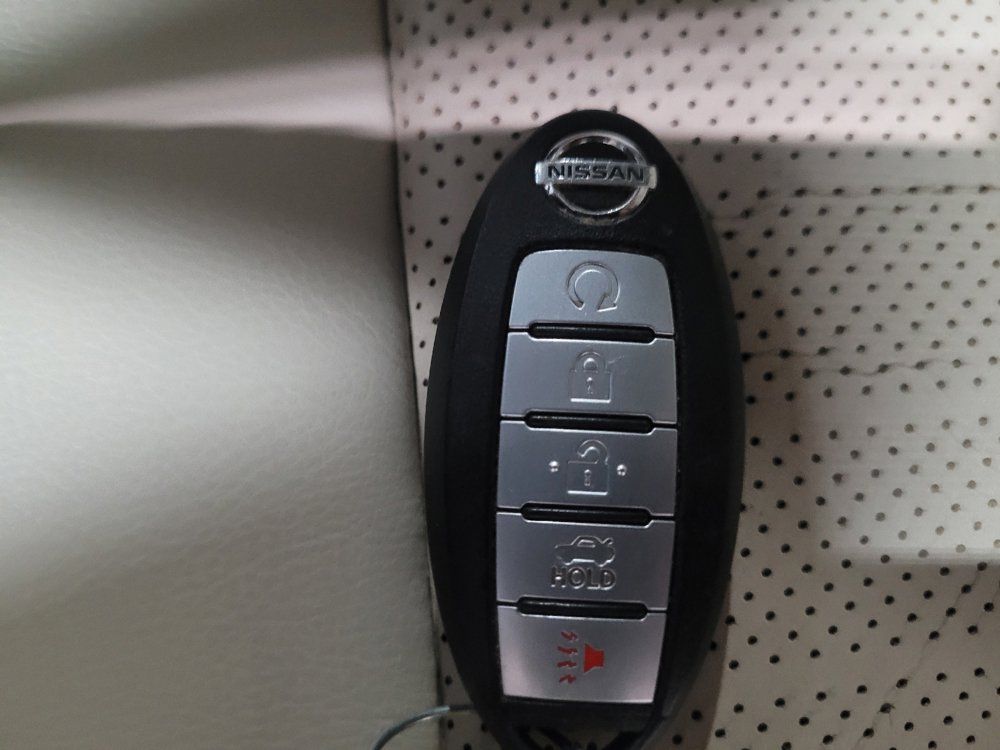 Used 2019 Nissan Maxima 3.5 SV w/ Floor Mat Group FWD image 32