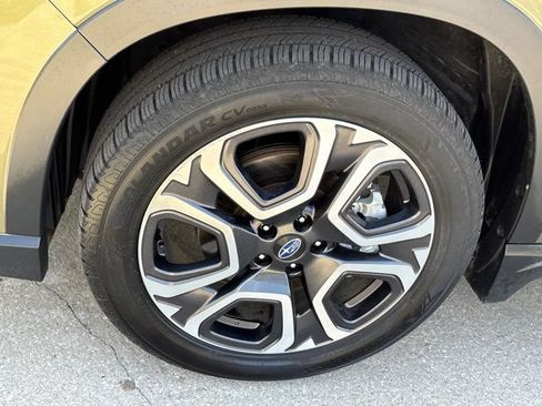Used 2024 Subaru Ascent Limited w/ Technology Package AWD/4WD image 14