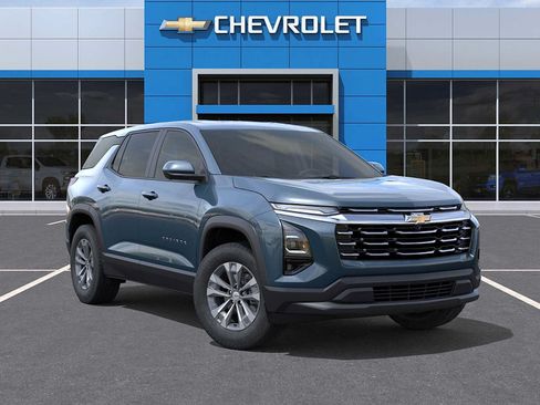 New 2026 Chevrolet Equinox LT w/ Convenience Package II AWD/4WD image 7