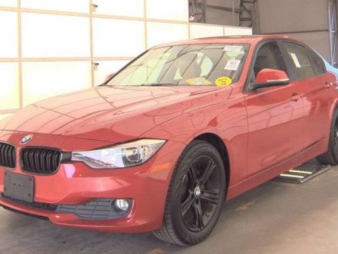 Used 2015 BMW 320i Sedan image 2