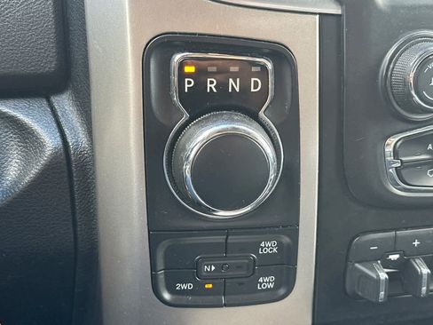 Used 2019 RAM 1500 Classic SLT w/ Black Appearance Group image 22