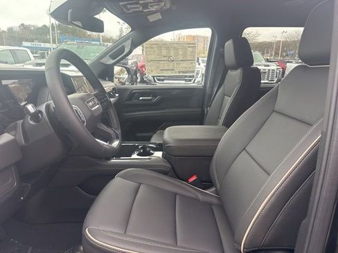 New 2026 GMC Yukon XL Elevation w/ LPO, Elevation Black Package image 14