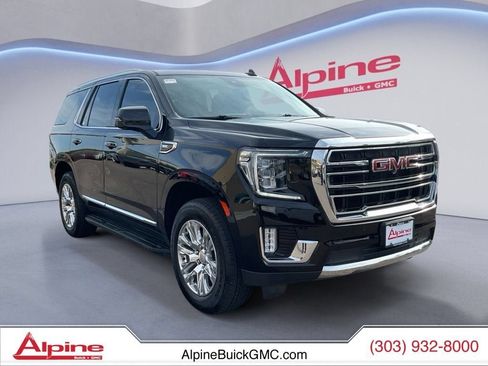 Certified 2024 GMC Yukon SLT w/ SLT Premium Package AWD/4WD image 7