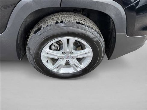 Used 2024 GMC Terrain SLE image 10