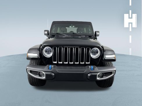 Used 2023 Jeep Wrangler Unlimited Sahara w/ Cold Weather Group AWD/4WD image 3
