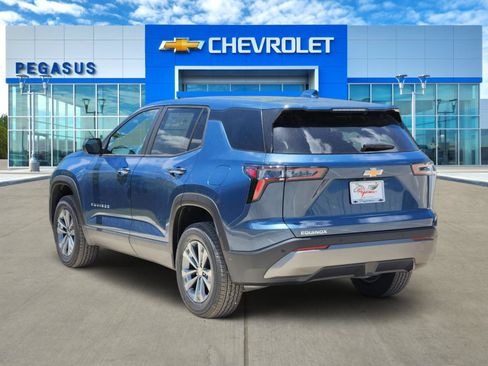New 2027 Chevrolet Equinox LT FWD image 4