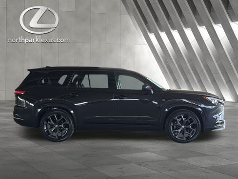 Certified 2026 Lexus TX 500h AWD w/ Technology Package image 4