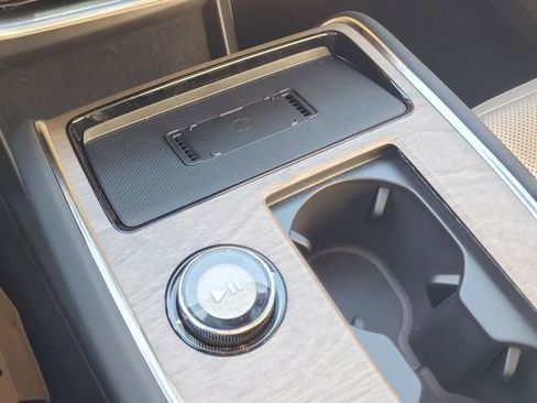 New 2025 Volvo EX90 Ultra w/ Protection Package Premier AWD/4WD image 22