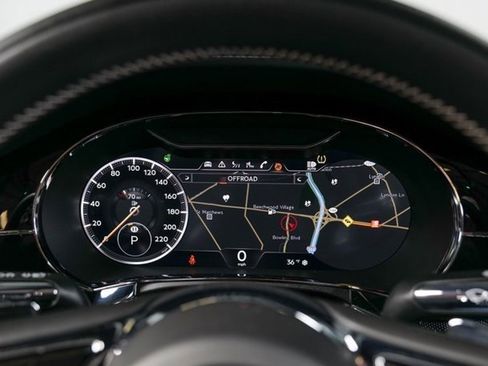 Used 2021 Bentley Continental GT V8 image 17