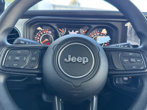 New 2026 Jeep Gladiator Sport image 21