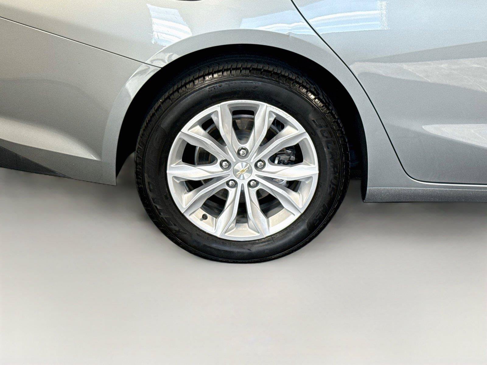 Used 2025 Chevrolet Malibu LT FWD image 36