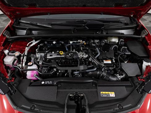 Used 2025 Toyota Prius XLE image 43