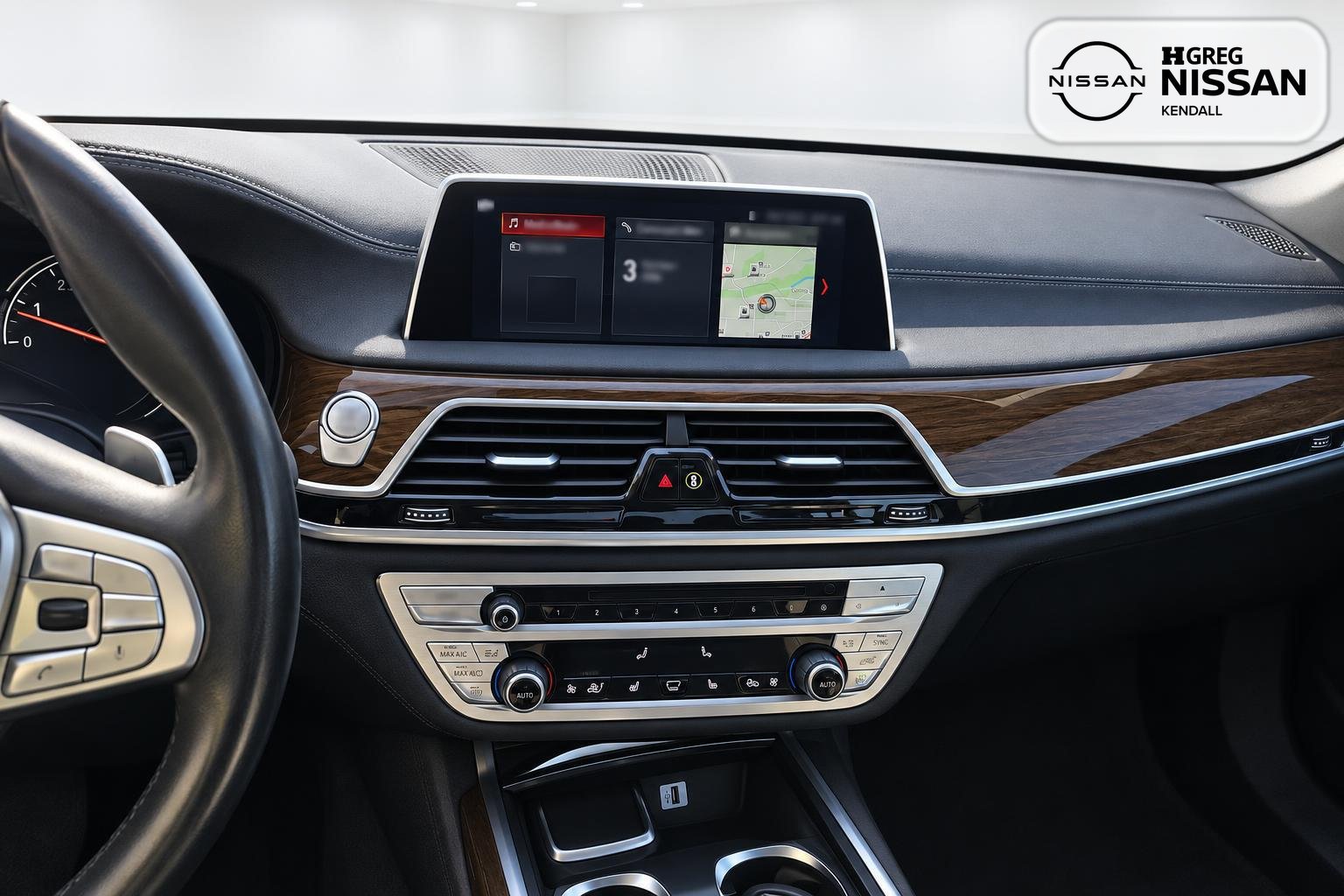 Used 2018 BMW 740i w/ Driver Assistance Package RWD image 10