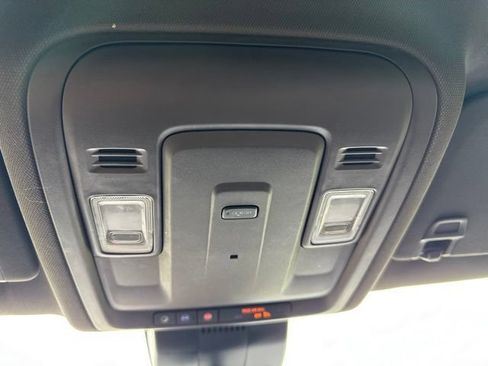 Used 2024 Chevrolet Tahoe LS RWD image 25