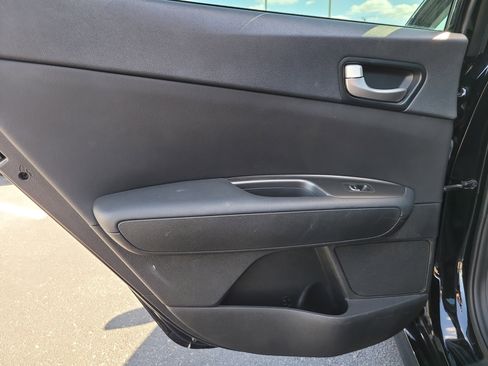 Used 2020 Kia Optima LX image 10