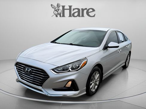 Used 2019 Hyundai Sonata SE FWD image 1