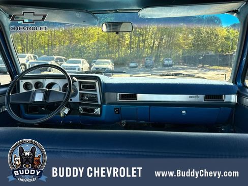Used 1988 Chevrolet Silverado 3500 2WD Crew Cab image 31