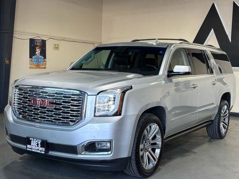 Used 2019 GMC Yukon XL Denali w/ Denali Ultimate Package image 1