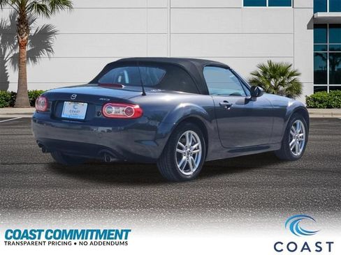 Used 2015 MAZDA MX-5 Miata Sport w/ Convenience Package RWD image 6