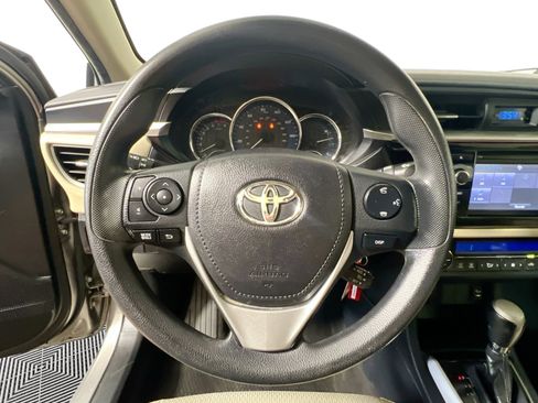 Used 2016 Toyota Corolla LE image 15