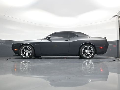 Used 2022 Dodge Challenger R/T RWD image 21