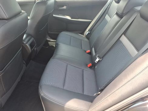 Used 2013 Toyota Camry SE FWD image 13