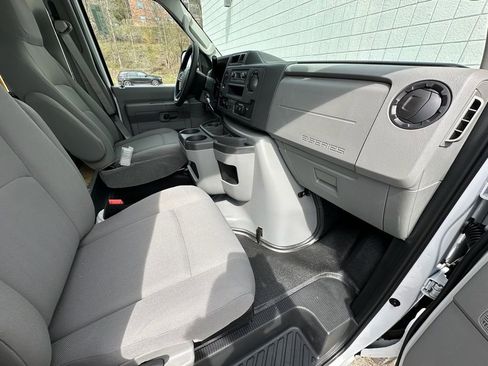New 2027 Ford E-350 and Econoline 350 Super Duty w/ Power Equipment Group image 17