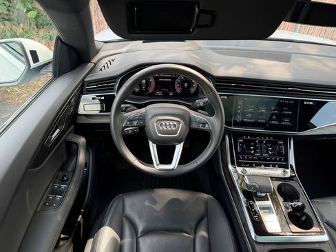 Used 2023 Audi Q8 Prestige w/ Prestige Package AWD/4WD image 13
