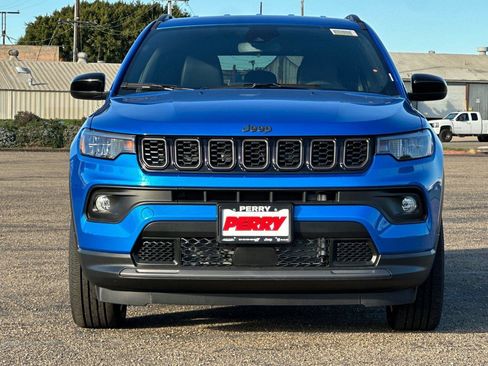 New 2026 Jeep Compass Latitude image 2