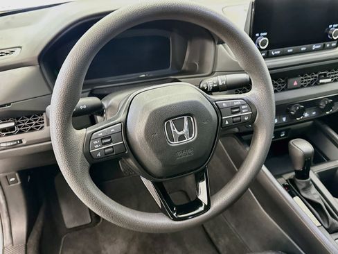 Used 2024 Honda Accord EX image 18