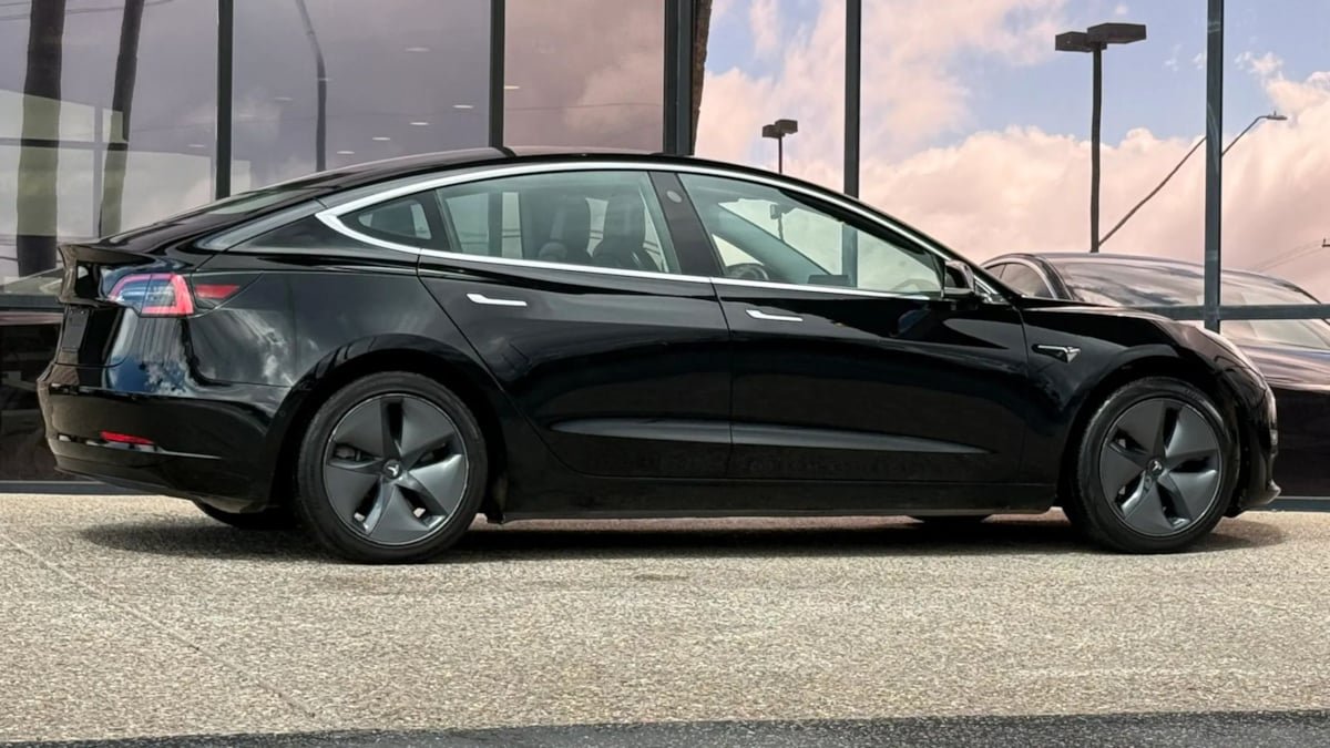 Used 2019 Tesla Model 3 Standard Range Plus RWD image 13