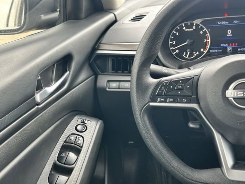 Certified 2024 Nissan Altima 2.5 SV image 12