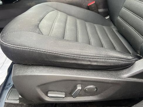 Used 2015 Ford Fusion SE image 21