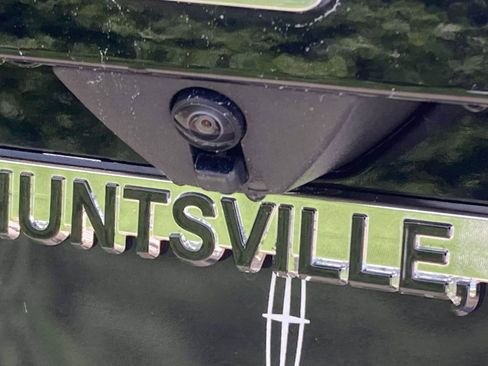 Used 2025 Ford Expedition Active RWD image 5