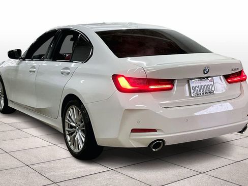 Used 2023 BMW 330i Sedan w/ Premium Package image 14