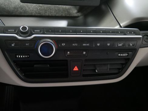 Used 2015 BMW i3 w/ Range Extender image 23