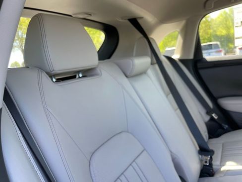 New 2026 Honda HR-V EX-L image 37