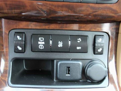 Used 2015 Buick Enclave Leather image 22