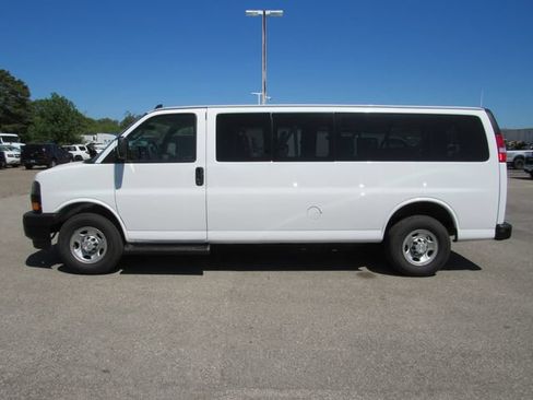Certified 2023 Chevrolet Express 3500 LS RWD image 3