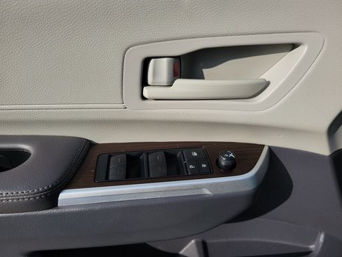 Certified 2022 Toyota Sienna LE image 16