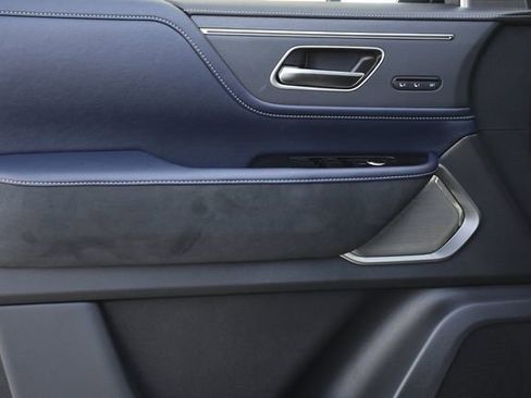 New 2026 INFINITI QX80 4WD w/ Sport Exterior Package image 27