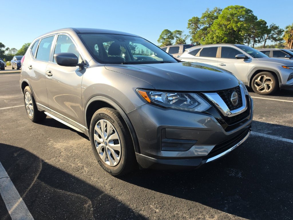 Used 2020 Nissan Rogue S FWD image 1
