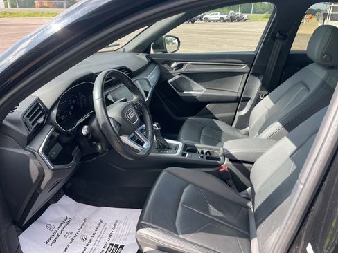 Used 2021 Audi Q3 2.0T Premium image 16