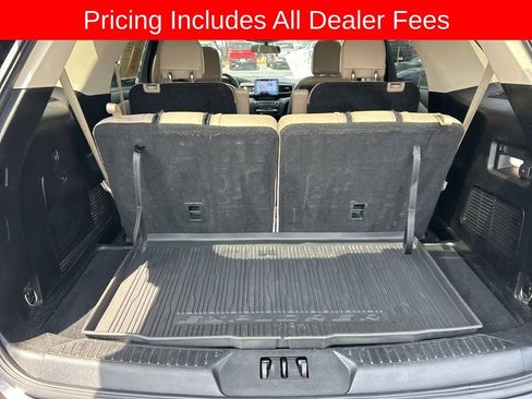 Used 2020 Ford Explorer XLT w/ Equipment Group 202A AWD/4WD image 16