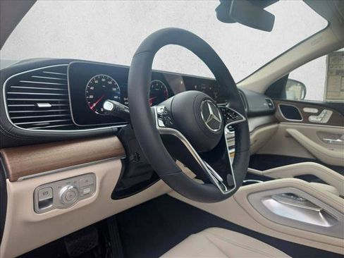 New 2026 Mercedes-Benz GLE 450 4MATIC Coupe image 3